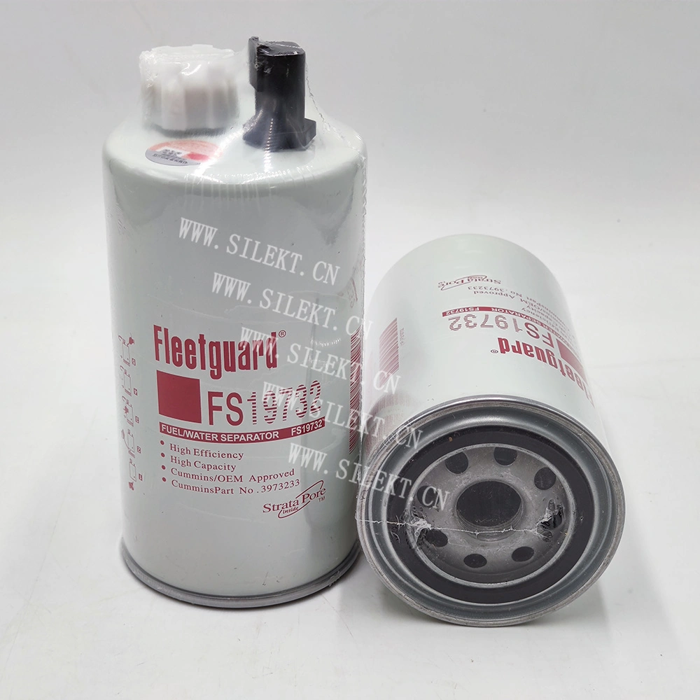 Oil Filter P550848-Fs19732 Element with Sensor Fuel Element Diesel Oil-Water Separator